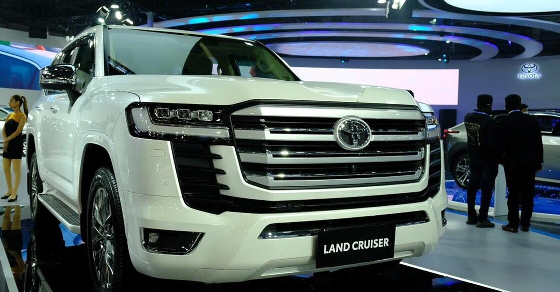 land-cruiser-300